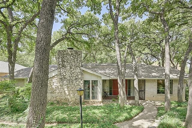 1st image of 2229 Shadywood Ct