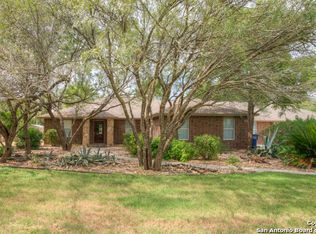314 Woodlake Dr, Mc Queeney, TX 78123