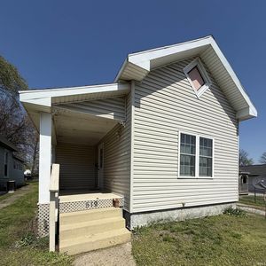 519 S 6th St, Vincennes, IN, 47591