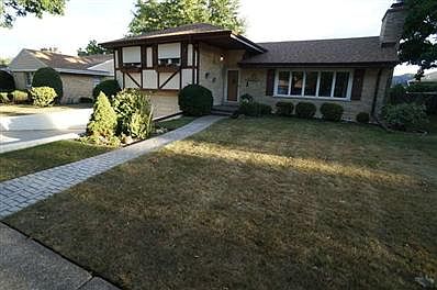 2nd image of 333 W Kathleen Dr