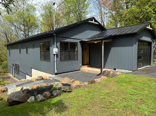 26 Grand View Ave, Lake Placid, NY 12946