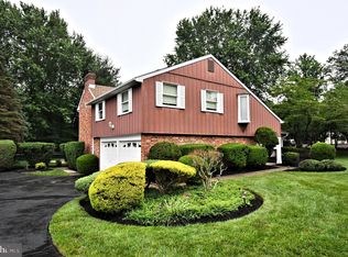 40 Brookside Dr, Holland, PA