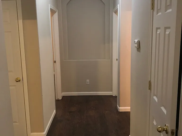 1217 Florence Ave — Photo 11