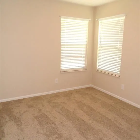 1109 Peachtree Ct — Photo 27
