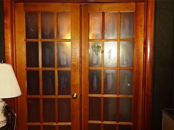 French Doors leading to Family Room