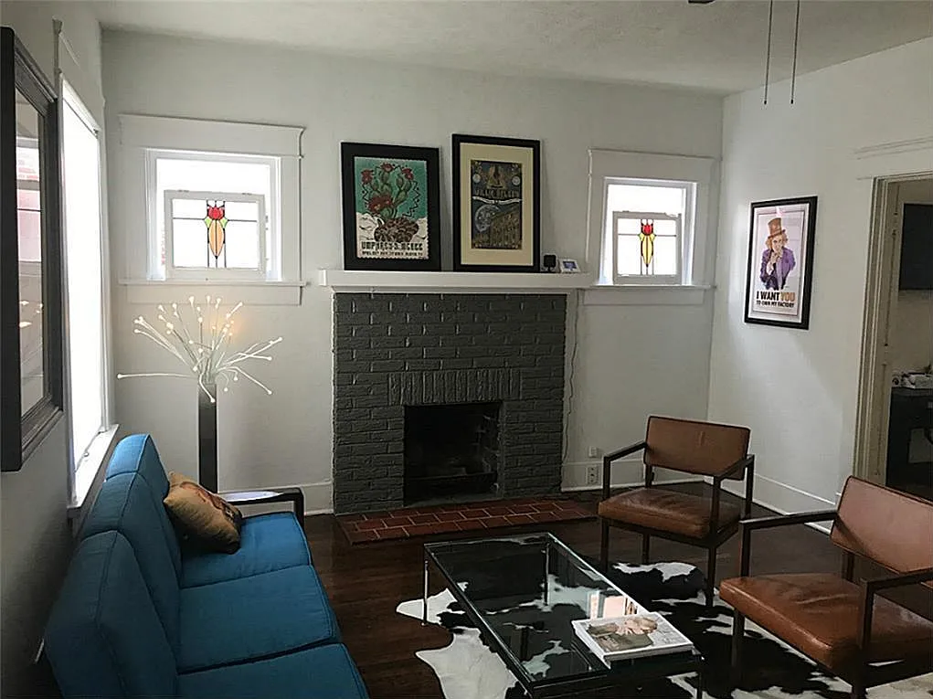 2 bed, 1302 sqft, $2,000 — Photo 2