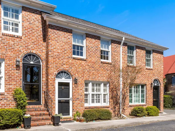 12 George St APT B6, Charleston, SC 29401