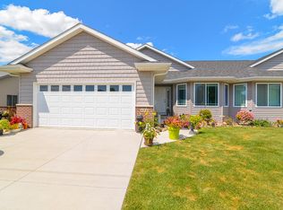 608 1st Ave #A, Springville, IA 52336