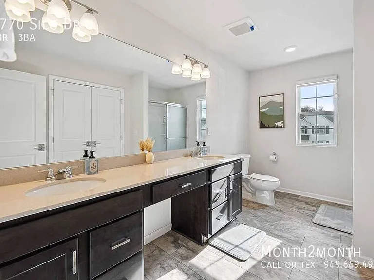 2770 Silo Dr — Photo 23
