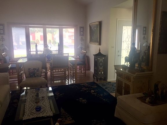3rd image of 8925 Natoma Ave