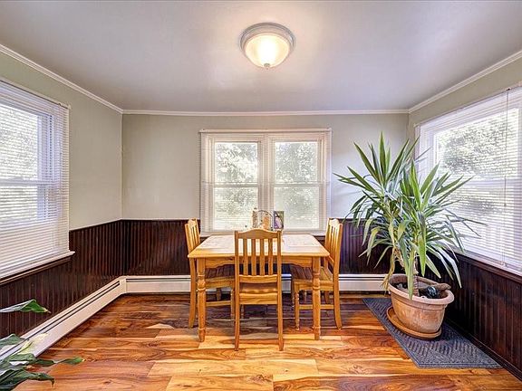 5th image of 40 Summit Ave #1