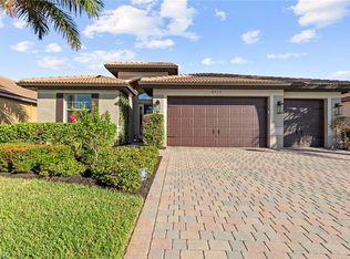 8712 Westwood Oaks Pl, Fort Myers, FL 33908