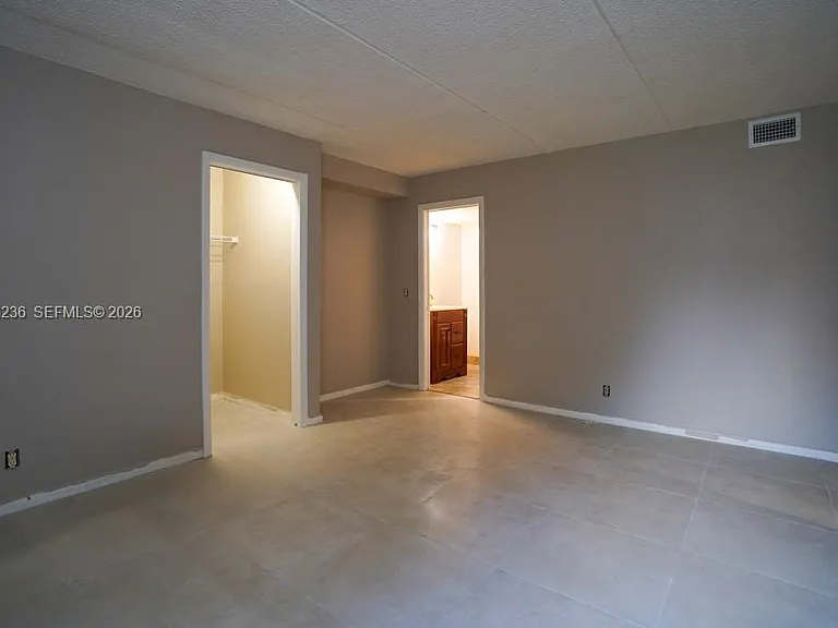 1815 Fairview Villas Dr #1 — Photo 14