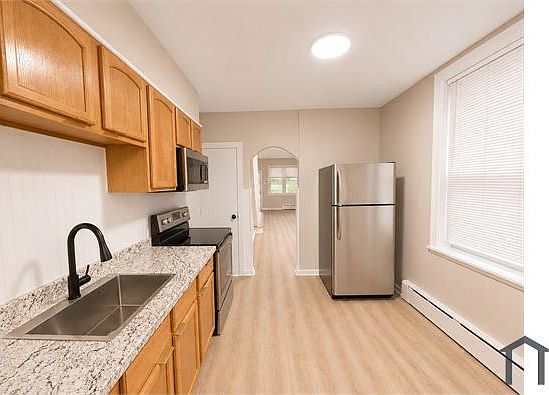 5th image of 2109 S 67th St