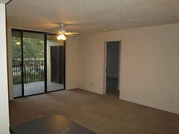 4th image of 10105 W Sunrise Blvd APT 205