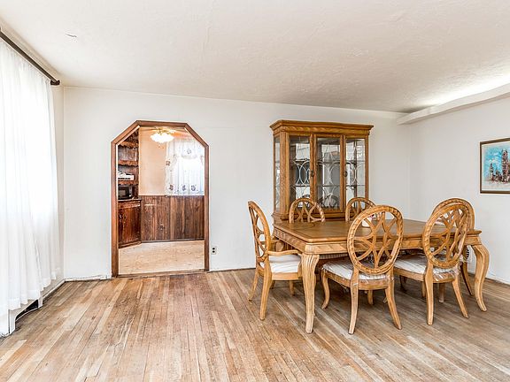 4th image of 16047 17th Ave #2