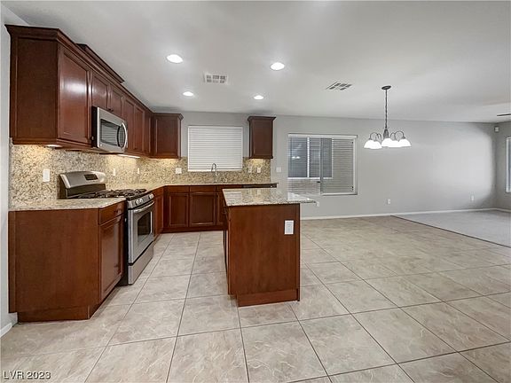 5th image of 10222 Danskin Dr