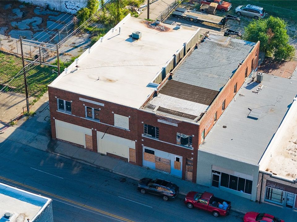 1st image of 2612 S Robinson Ave
