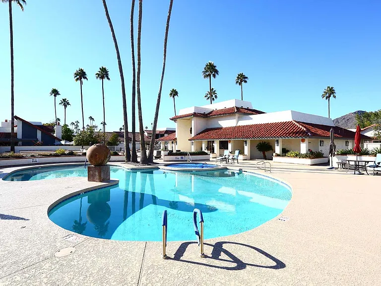 5804 N Scottsdale Rd — Photo 33
