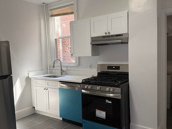 3rd image of 34 W 13th St APT 1