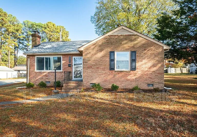4930 Bethlehem Rd — Photo 2