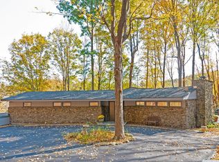 99 Thorne Rd, Old Chatham, NY 12136