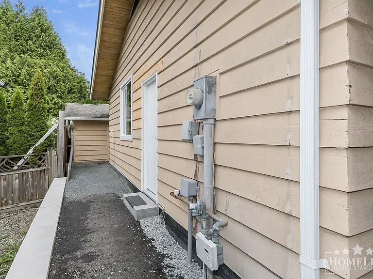 18113 57a Ave #GARDEN — Photo 3