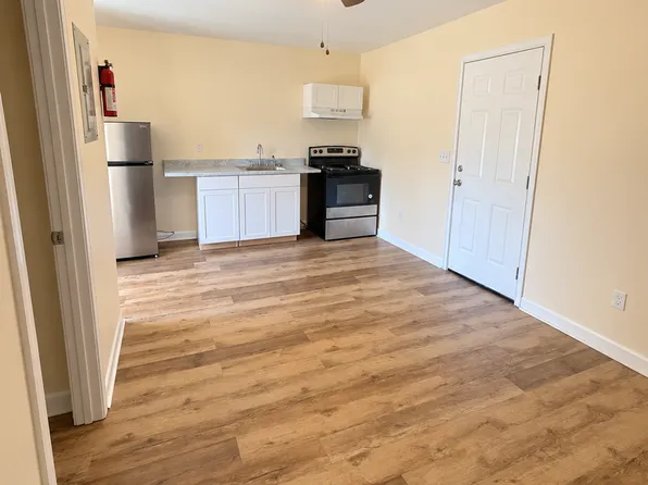 403 Vienna St, 403 Vienna St #D, Fort Valley, GA 31030