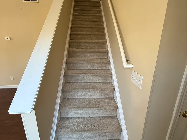 210 Lakebirch Dr — Photo 8