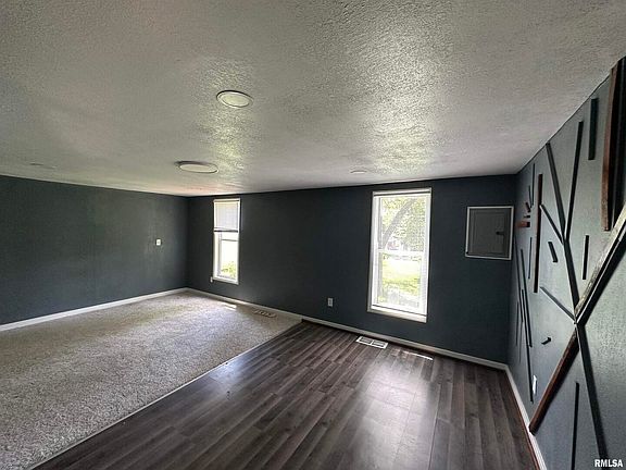 4th image of 1415 45th Ave