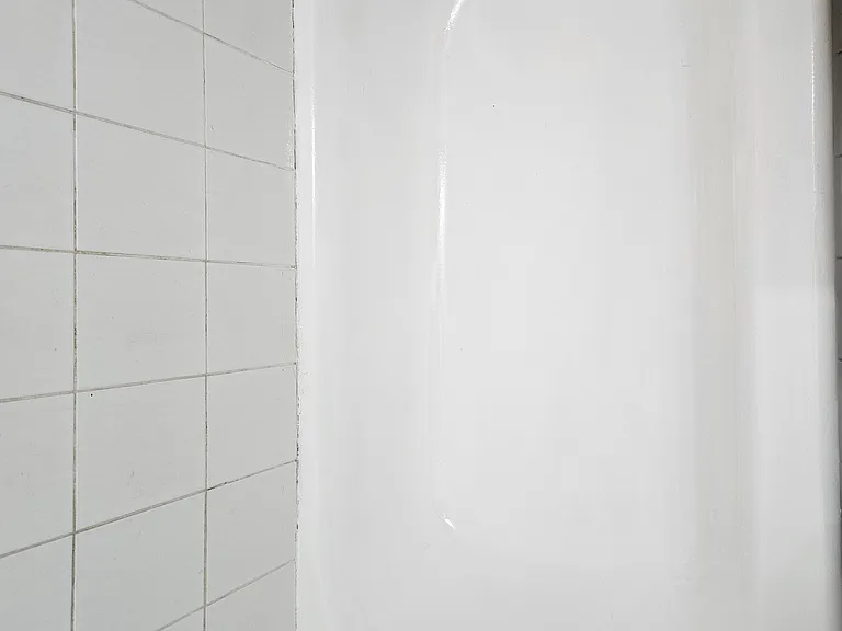 77 College Dr #77 — Photo 2