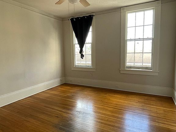 3rd image of 3915 Prytania St APT E
