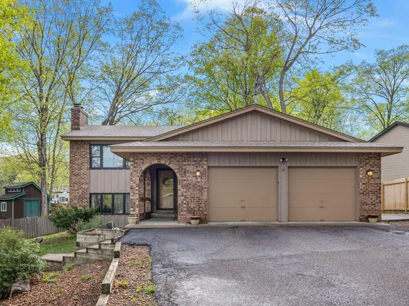 2882 Halstead Ln, Mound, MN 55364