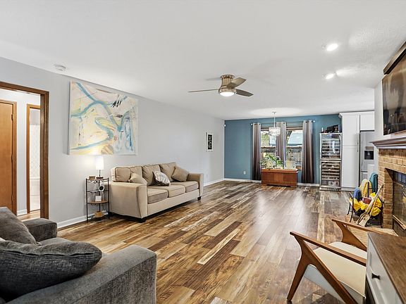 4th image of 8612 Lockwood Pl