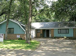 2604 Olympia Ct, Arlington, TX 76013