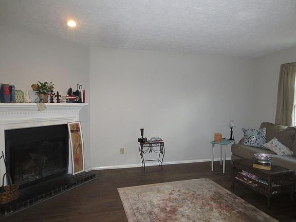 2nd image of 708 Anderson Walk #708