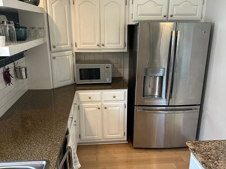2203 Stout Dr — Photo 11