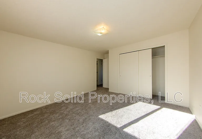 1825 Edgewater Ave #1831 — Photo 13