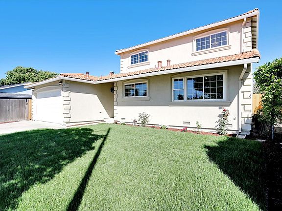 3rd image of 459 Woodcock Ct
