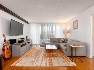 33 Pond Ave APT 204, Brookline, MA 02445