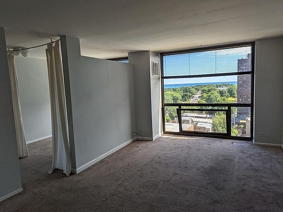 5th image of 4343 N Clarendon Ave APT 1308