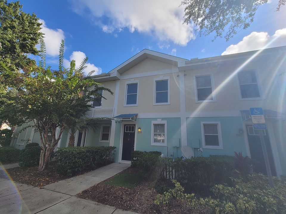 1st image of 605 Elmhurst Ct
