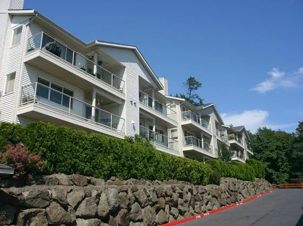 26325 Illinois Ave NE, Kingston, WA 98346