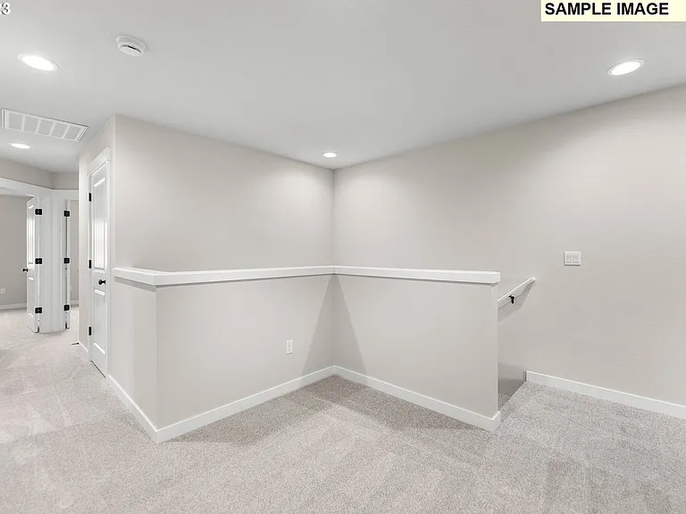 18418 NE 46th Pl — Photo 18