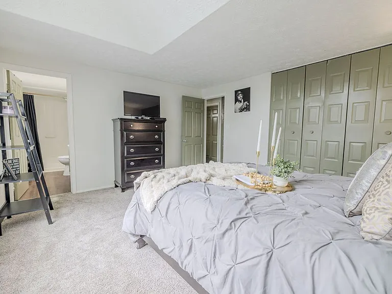 2073 Raintree Pl — Photo 19
