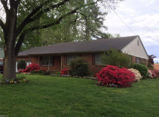 3533 Kings Lake Dr, Virginia Beach, VA 23452