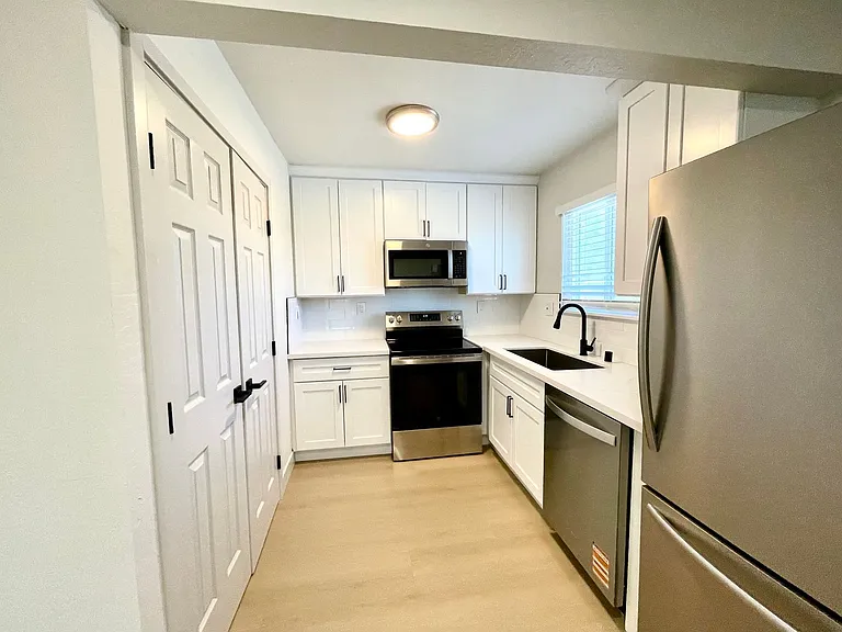 Park Circle E-8 LLC — Photo 32