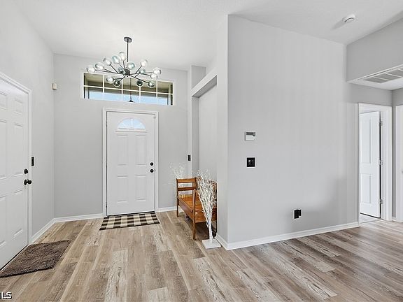 3rd image of 1501 Honor Ct