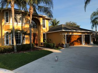 110 Locust Ln, Royal Palm Beach, FL 33411