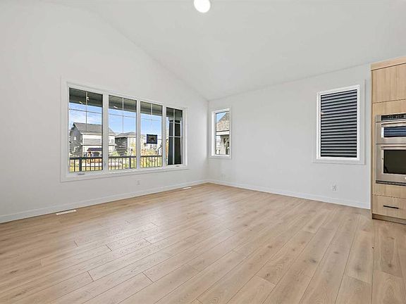5th image of 116 NW Mitchell Walk NW